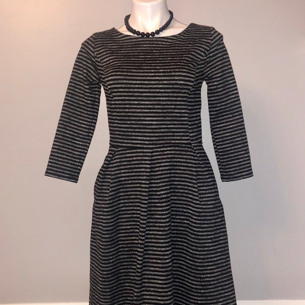 Merona Black Gray Long-Sleeve Dress w/Pockets EUC